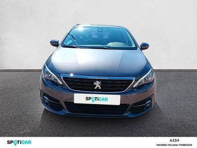 Usado Peugeot 308 SW Style 130 CV (95 kW) 2019 Gris Familiar