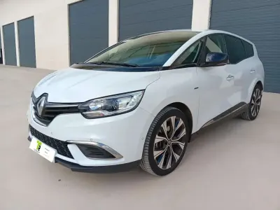 Usado Renault Grand Scénic LIMITED 140 CV (102 kW) 2021 Blanco Monovolumen