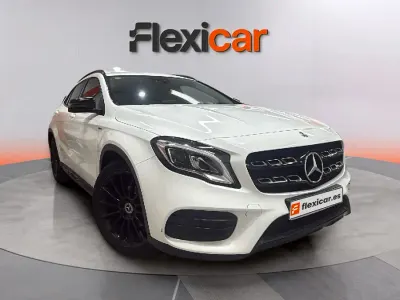Usado Mercedes GLA180 136 CV (100 kW) 2020 Blanco SUV