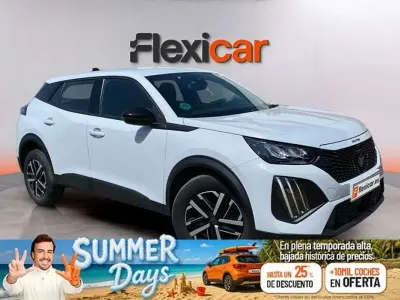 Usado Peugeot 2008 Active 101 CV (74 kW) 2023 Blanco SUV