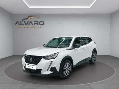 Usado Peugeot 2008 Active 110 CV (80 kW) 2022 Blanco SUV
