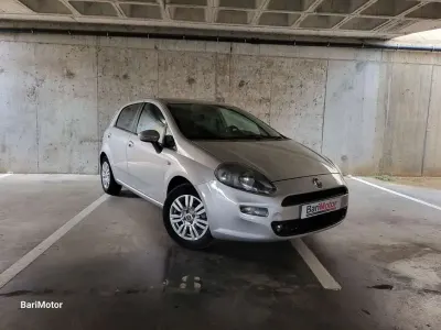 Käytetty Fiat Punto Pop 69 HP (50 kW) 2015 Harmaa Viistoperä