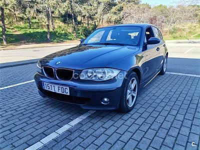 Usado BMW 118 122 CV (89 kW) 2006 Gris / plata Utilitario