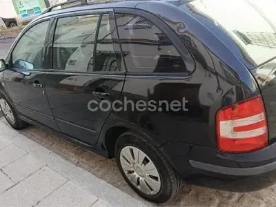 Usado Skoda Fabia Comfort 101 CV (74 kW) 2007 Negro Familiar