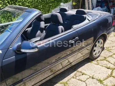 Usado Mercedes CLK230 Avantgarde 197 CV (144 kW) 2003 Azul Descapotable