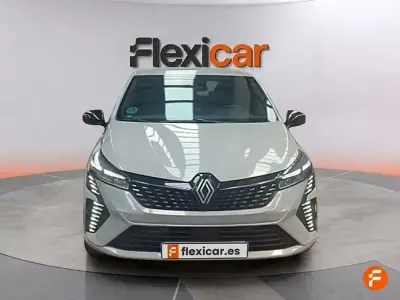 Usado Renault Clio Techno 90 CV (66 kW) 2025 Gris Utilitario