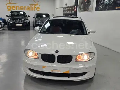 Używany BMW 118 143 KM (105 kW) 2007 Biały Hatchback