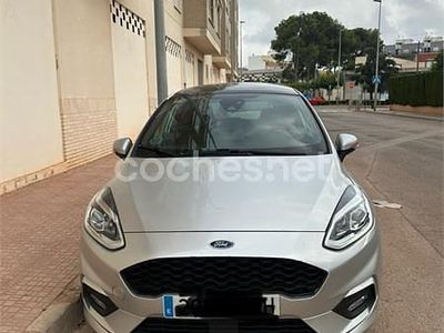 Gris / plata Usado 2018 Ford Fiesta ST-Line Utilitario | 14.000 € (Un poco caro)