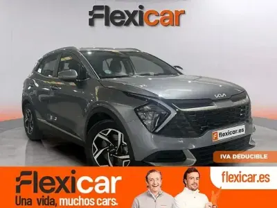 Usado Kia Sportage 136 CV (100 kW) 2023 Gris SUV