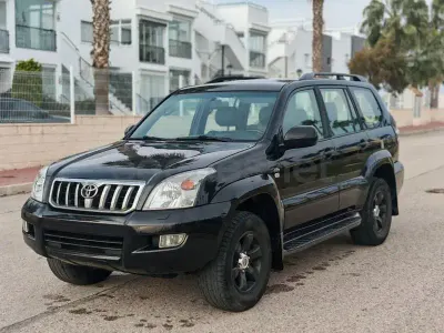 Usado Toyota Land Cruiser 173 CV (127 kW) 2008 Negro SUV