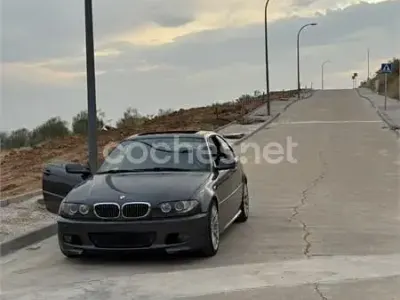 Usado BMW 330 204 CV (150 kW) 2005 Gris / plata Coupe