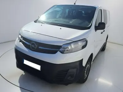 Usado Opel Vivaro-e Combi 100 kW (136 CV) 2021 Blanco Van