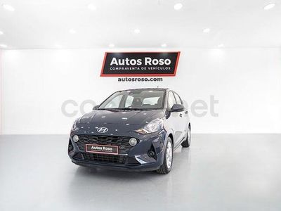 Usado Hyundai i10 67 CV (49 kW) 2022 Gris / plata Utilitario