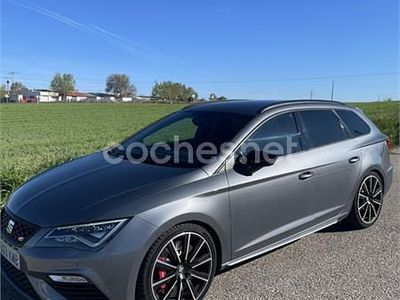 Usado Seat Leon ST CUPRA 300 CV (220 kW) 2018 Gris / plata Familiar