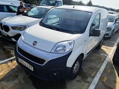 Używany Fiat Fiorino 95 KM (69 kW) 2021 Biały Minivan