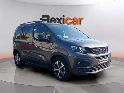 Usado Peugeot Rifter GTi 102 CV (75 kW) 2023 Gris Monovolumen