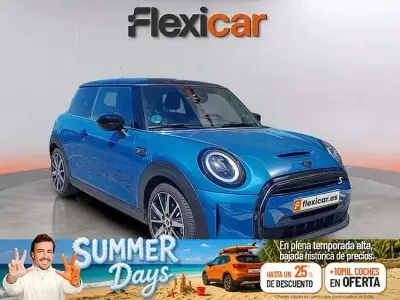 Usado Mini Cooper SE 135 kW (184 CV) 2022 Azul Utilitario
