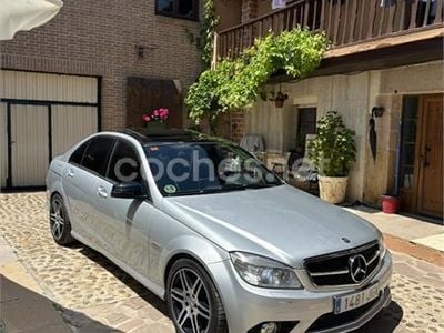 Usado Mercedes C320 Avantgarde 224 CV (164 kW) 2008 Gris / plata Berlina