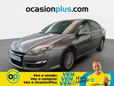 Usado Renault Laguna III 110 CV (80 kW) 2012 Gris