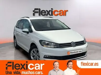 Usado VW Touran Advance 116 CV (85 kW) 2019 Blanco Monovolumen