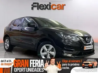 Usado Nissan Qashqai Acenta 140 HP (102 kW) 2019 Preto SUV