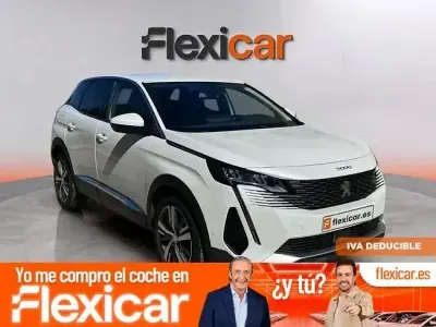 Usado Peugeot 3008 Active 130 CV (95 kW) 2021 Blanco SUV