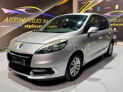 Usado Renault Scénic III Dynamique 110 CV (80 kW) 2012 Gris / plata Monovolumen