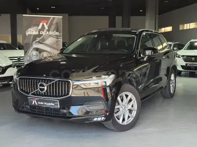 Usado Volvo XC60 Momentum 190 CV (139 kW) 2021 Negro SUV