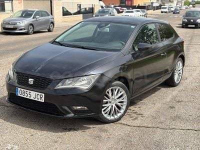 Używany Seat Leon I-Tech 105 KM (77 kW) 2015 Czarny Sedan/Limuzyna