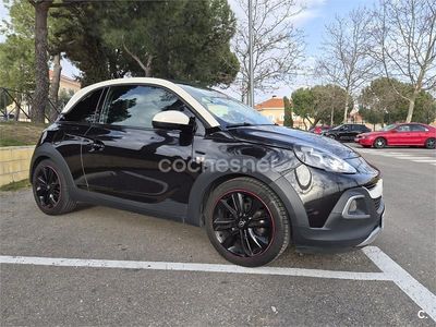 Usado Opel Adam Rocks 87 CV (63 kW) 2015 Negro Utilitario
