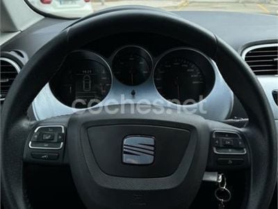 Negro Usado 2013 Seat Altea XL Style Monovolumen | 13.000 €