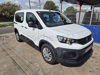 Usado Peugeot Rifter Active 100 CV (73 kW) 2021 Blanco Monovolumen