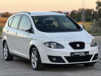 Usado Seat Altea XL Style 105 CV (77 kW) 2012 Blanco Monovolumen