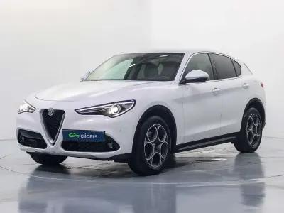 Usado Alfa Romeo Stelvio Super 209 CV (153 kW) 2017 Blanco SUV