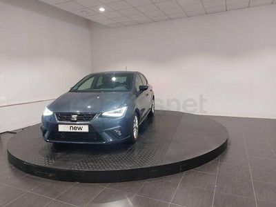 Gris / plata Usado 2024 Seat Ibiza FR Berlina | 17.533 € (Precio justo)