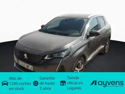 Usado Peugeot 3008 GT 131 CV (96 kW) 2023 Gris SUV