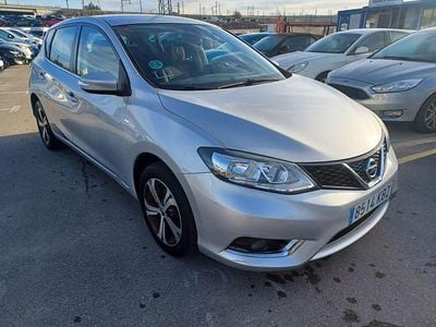 Usado Nissan Pulsar N-Connecta 111 CV (81 kW) 2017 Gris Utilitario