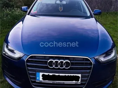Usado Audi A4 Advanced 177 CV (130 kW) 2012 Azul Familiar