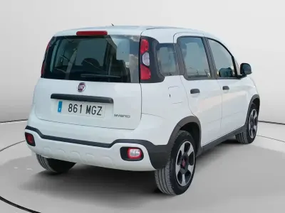 Usado Fiat Panda Cross Cross 70 CV (51 kW) 2023 Blanco Utilitario