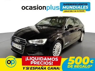 Usado Audi A3 Ambiente 105 CV (77 kW) 2013 Negro Berlina