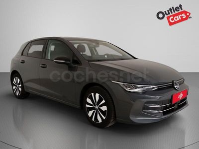 Usado VW Golf VIII Life 116 CV (85 kW) 2024 Gris / plata Berlina