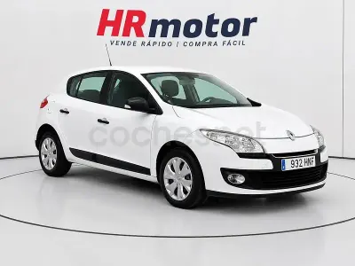 Usado Renault Mégane III Authentique 90 CV (66 kW) 2012 Blanco Berlina