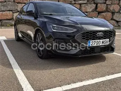 Używany Ford Focus ST 280 KM (205 kW) 2024 Czarny Sedan/Limuzyna