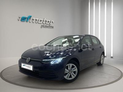 Usado VW Golf VIII 115 CV (84 kW) 2021 Azul Berlina