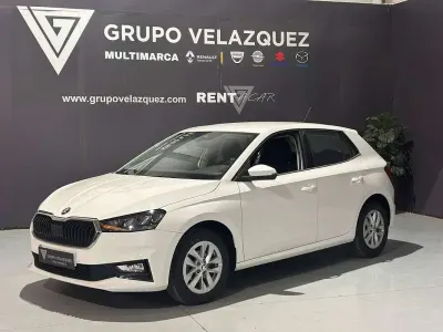 Usado Skoda Fabia Ambition 95 CV (69 kW) 2023 Blanco Utilitario