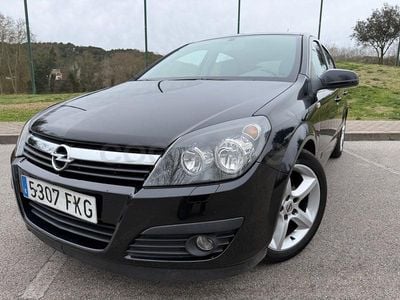 Usado Opel Astra Sport 100 CV (73 kW) 2007 Negro Berlina