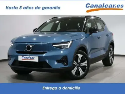 Usado Volvo XC40 Plus 183 kW (249 CV) 2023 Azul SUV