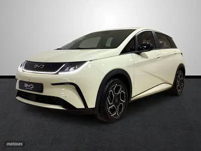 Nuevo BYD Dolphin Comfort 150 kW (204 CV) 2026 Beige Utilitario