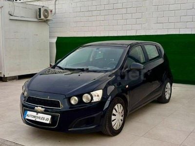 Usado Chevrolet Aveo LTZ 100 CV (73 kW) 2014 Negro Berlina