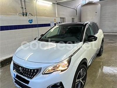 Usado Peugeot 3008 Allure 120 CV (88 kW) 2017 Blanco SUV